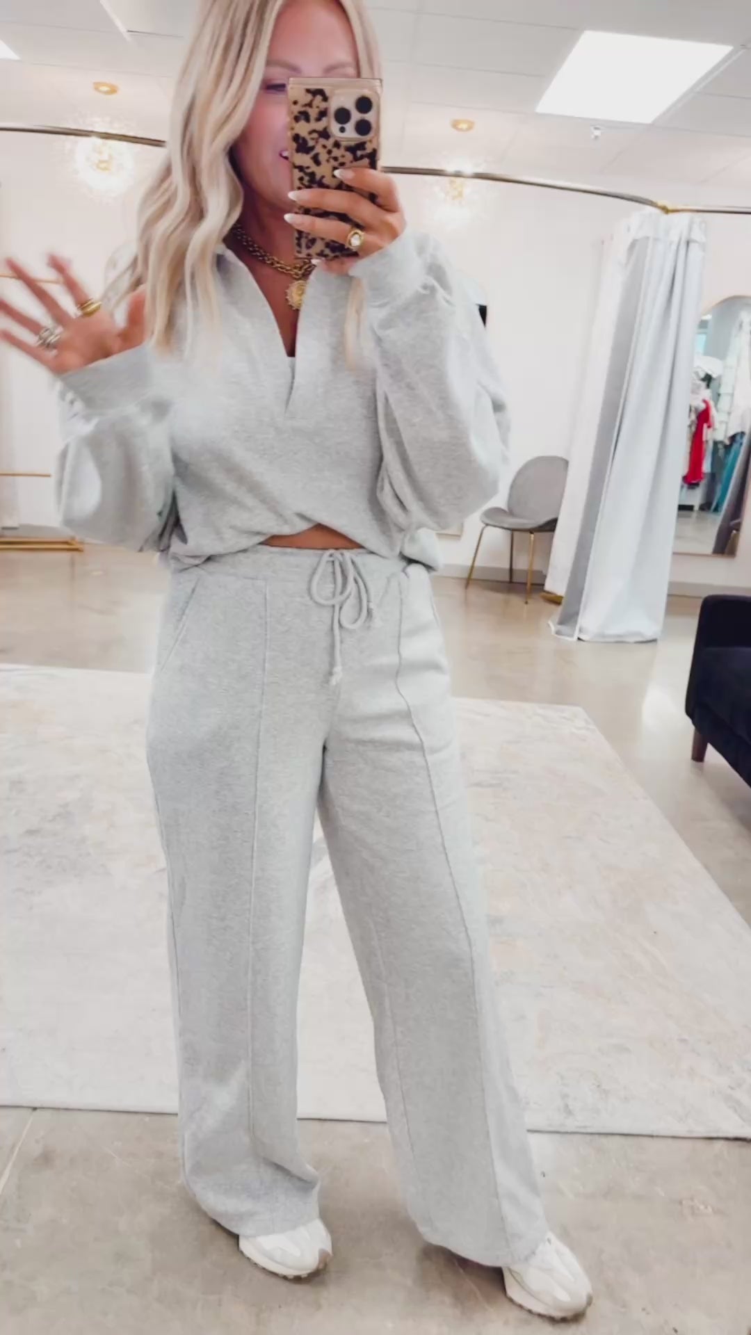 Willowstone Sweatshirt-Heather Gray