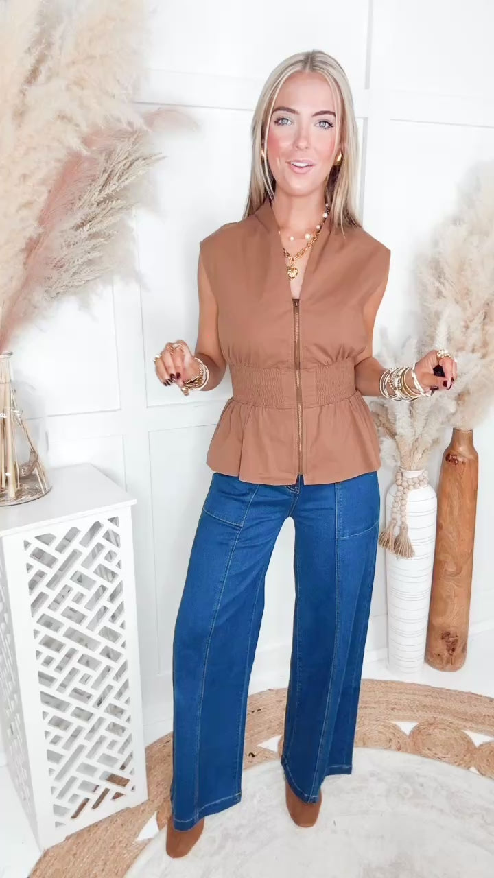 The Sweetheart Peplum Top-Mocha