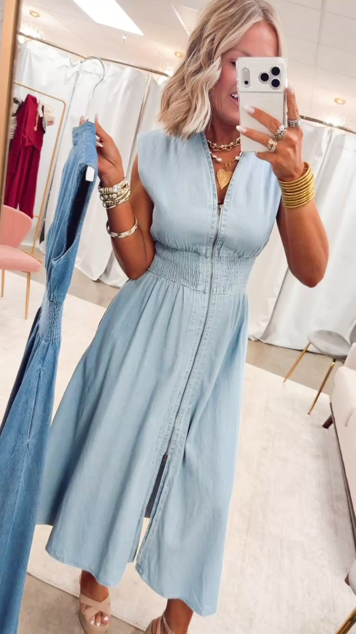 Knox Denim Midi Dress - Light Wash