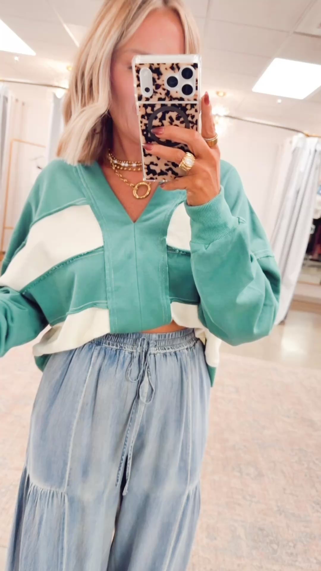 The Hollin Cropped Sweatshirt