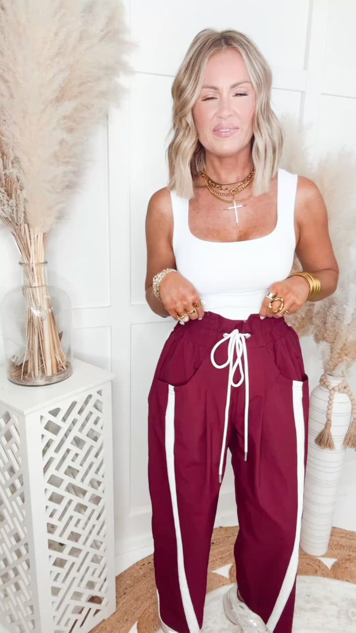 The Easy Pace Windbreaker Pants-Burgundy/White