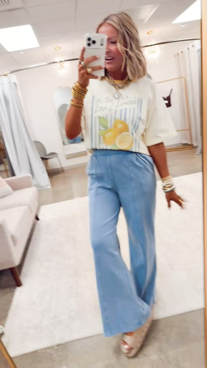 The Lemon Lovers Tee