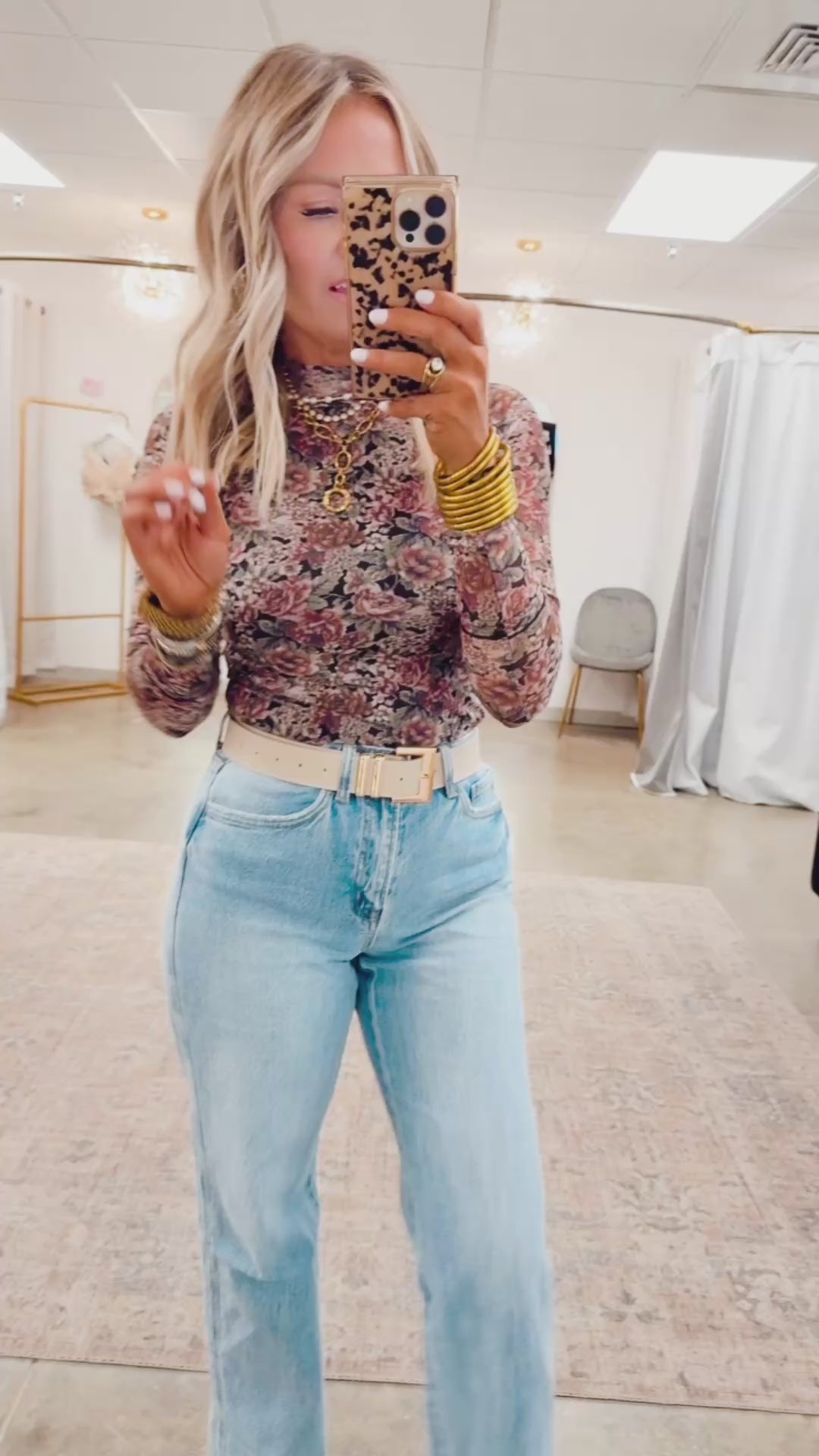 Beauty Floral Mesh Top-Black