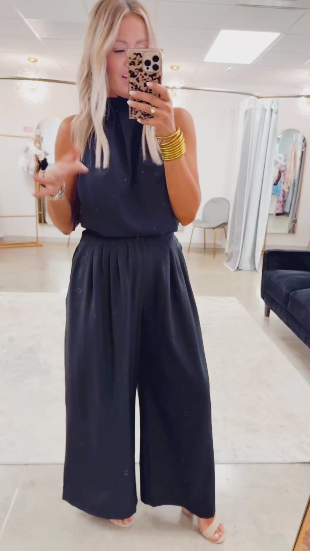 Evie Sleeveless Blouse-Black