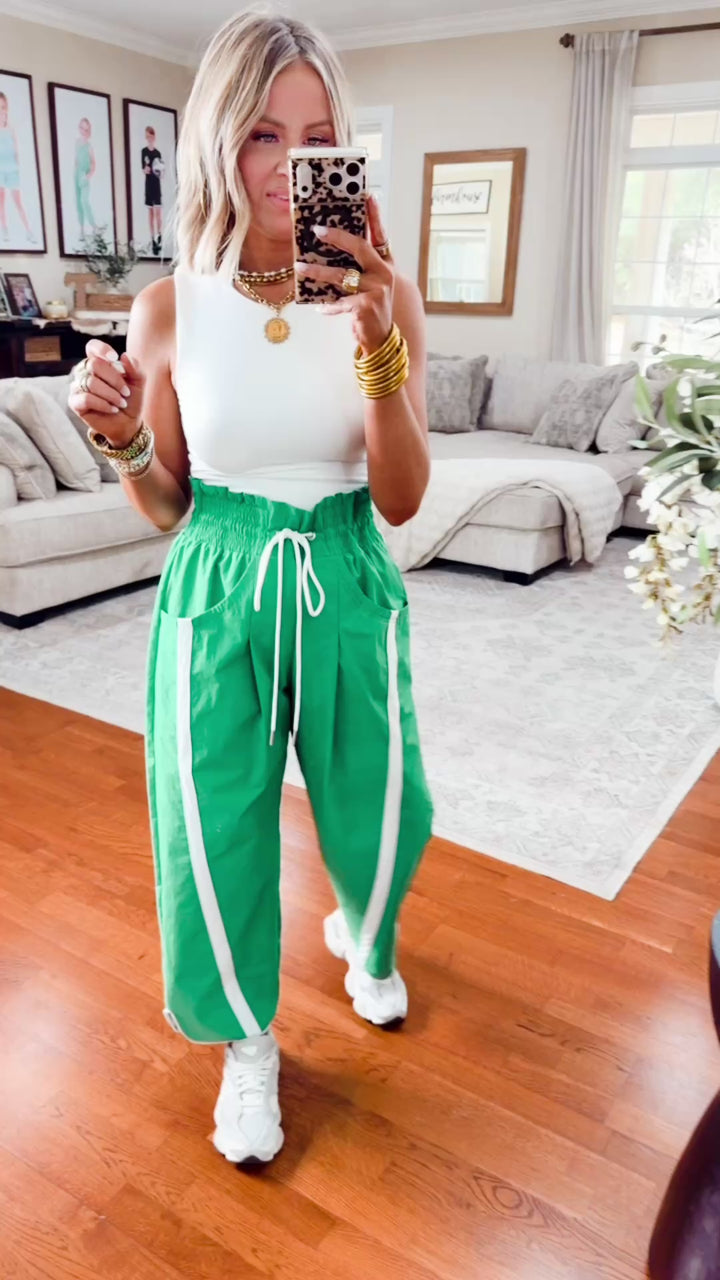 The Easy Pace Windbreaker Pants-Green/White