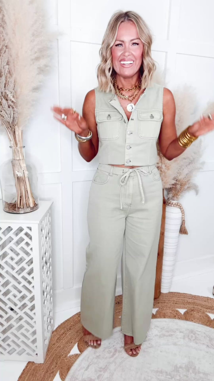 The Oaklynn Utility Set-Olive