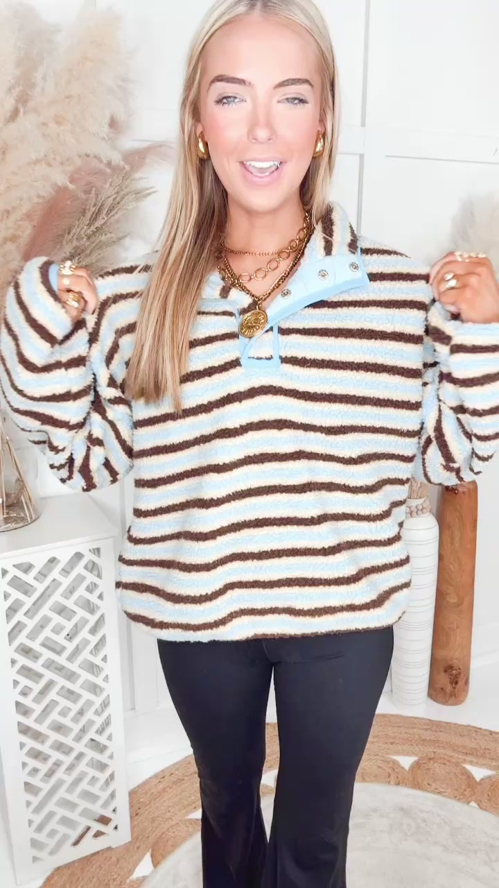The Retro Wave Pullover