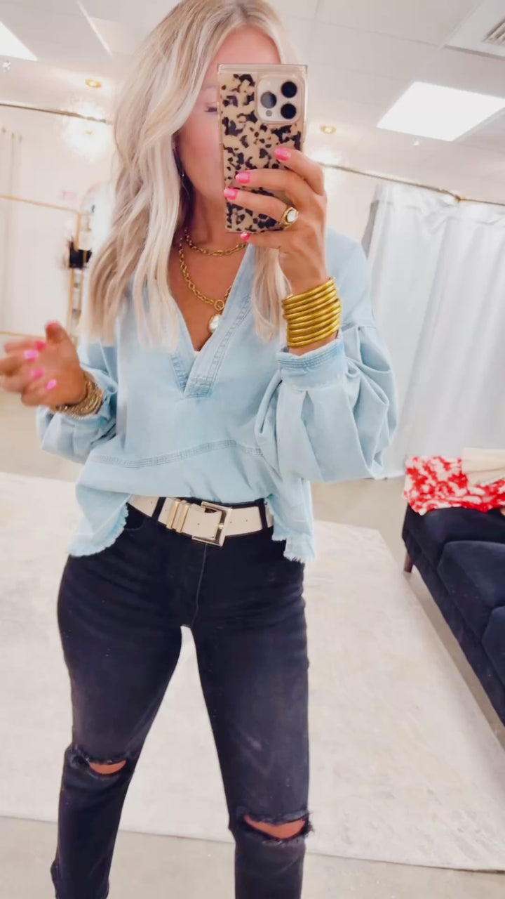 Distressed Cropped Denim-Black