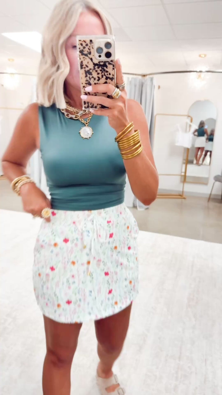 The Spring Happy Blooms Skort