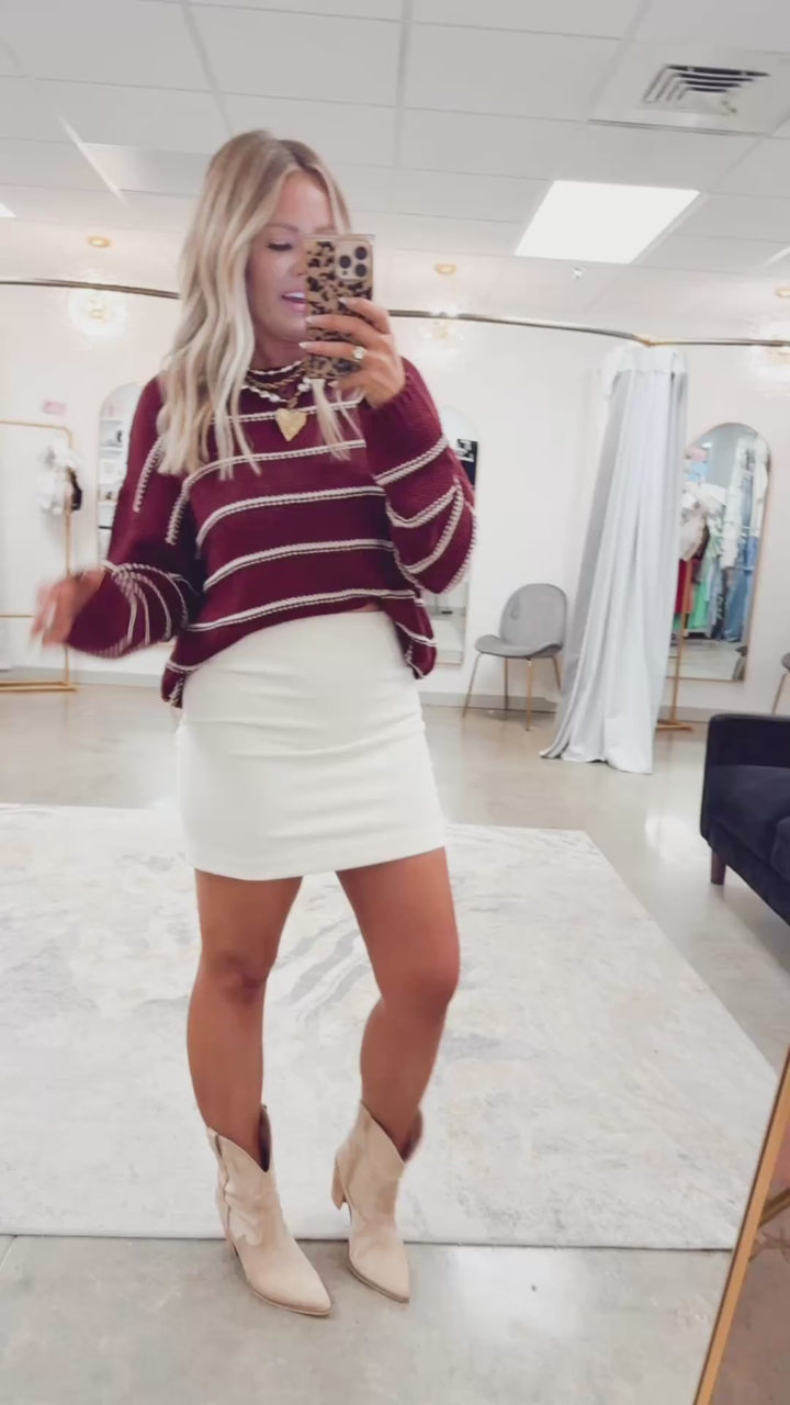 Willowtrail Crochet Sweater-Wine/Cream